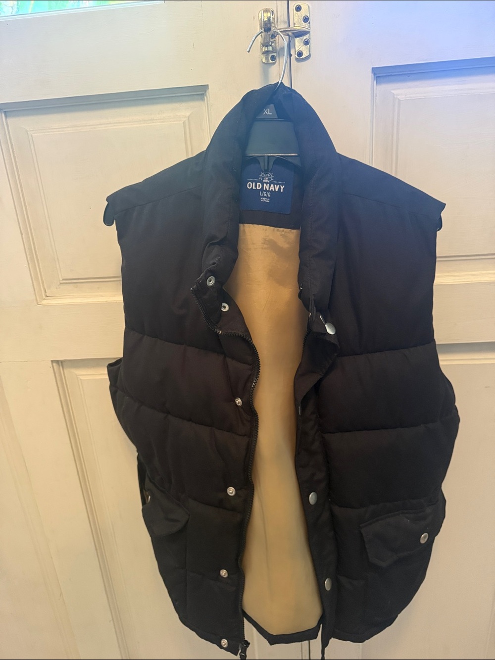 Old Navy Men's Black Quilted Puffer Vest